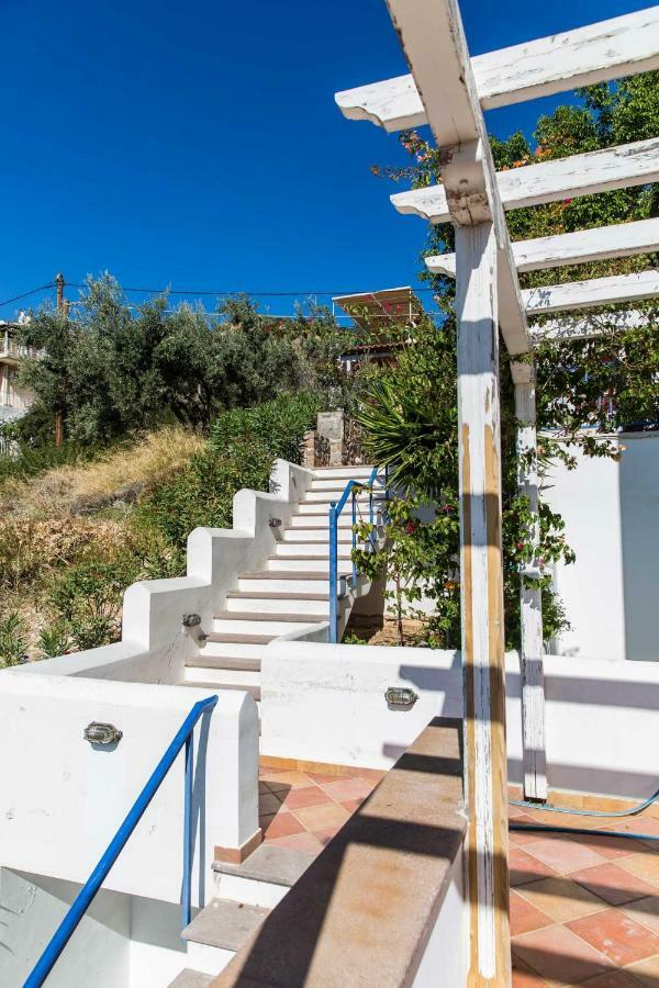 Villa Euphoria In Aegina, A' Marathonas Bay 외부 사진